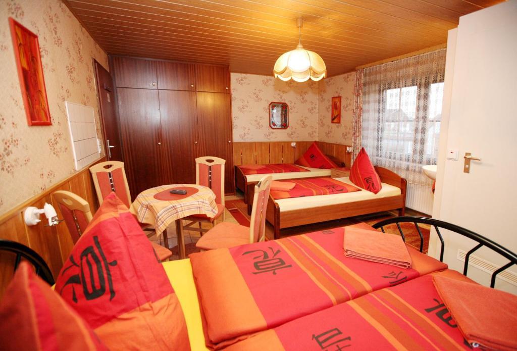 Hotel-Pension Klaer Espira Habitación foto