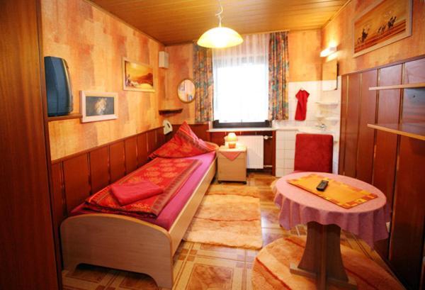 Hotel-Pension Klaer Espira Habitación foto